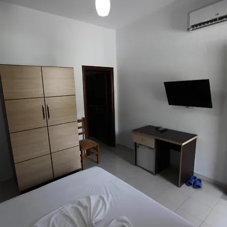 Hc & 3* Vlorë