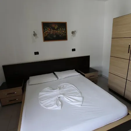 Hc & 3* Vlorë