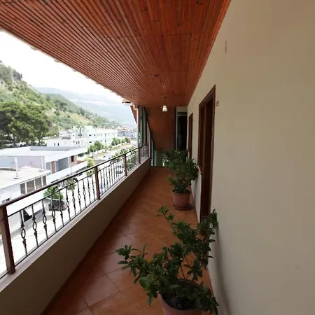 Ξενοδοχείο Hc & 3*