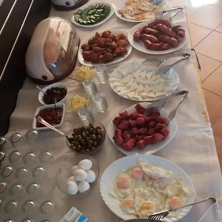 Hc & Ξενοδοχείο 3*