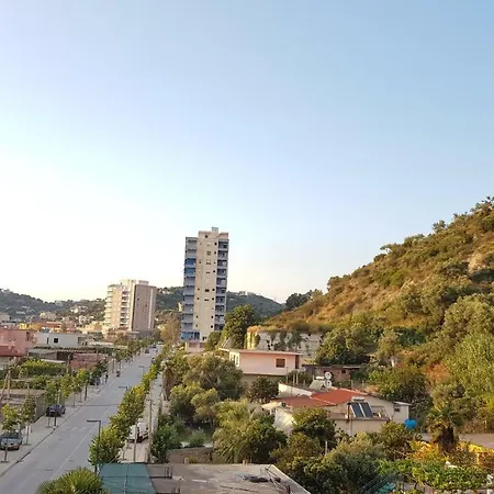 Hc & Ξενοδοχείο 3*