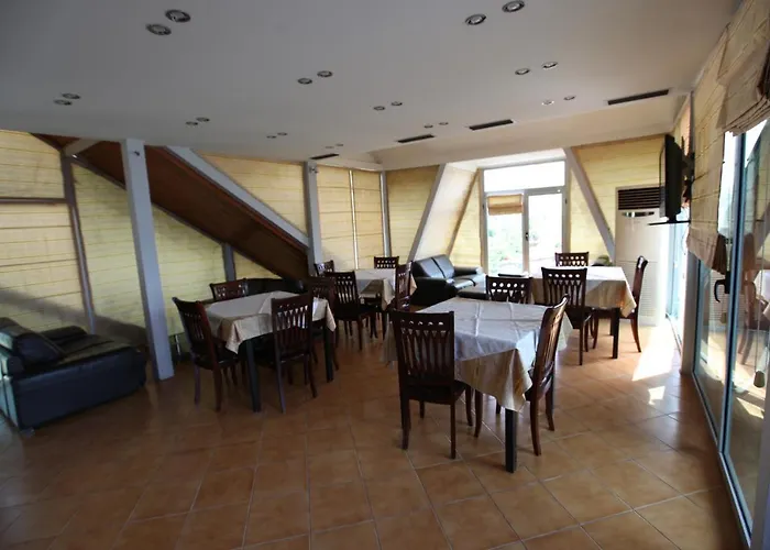 Hc Hotel & Suites Hotel 3*