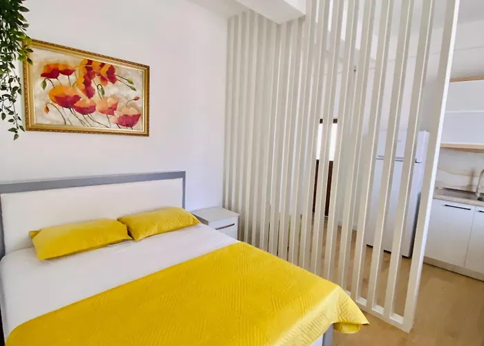 Hc Hotel & Suites