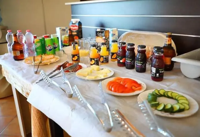 Hc Hotel & Suites 3*