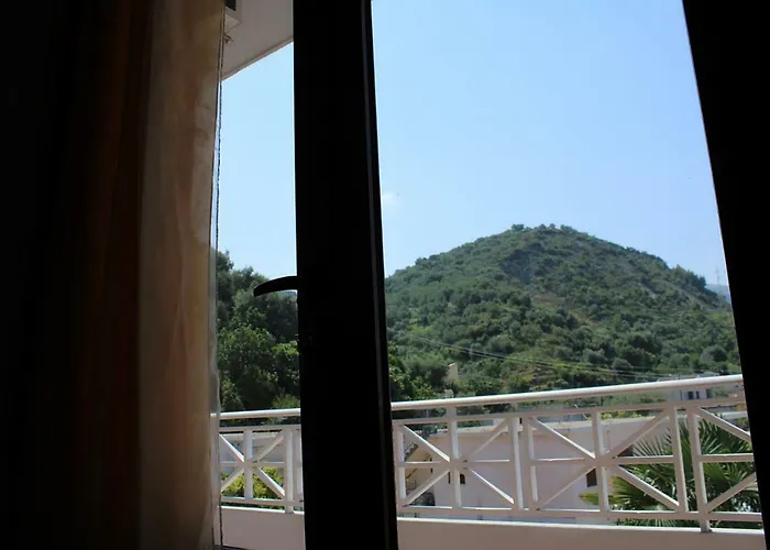 Hc Hotel & Suites Vlorë