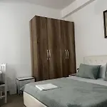 Hotel Hc &