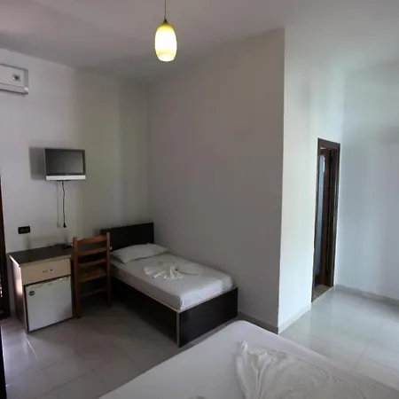 Hotel Hc & 3*