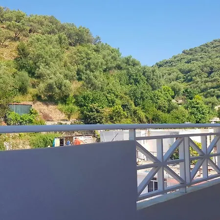 Ξενοδοχείο Hc & 3*