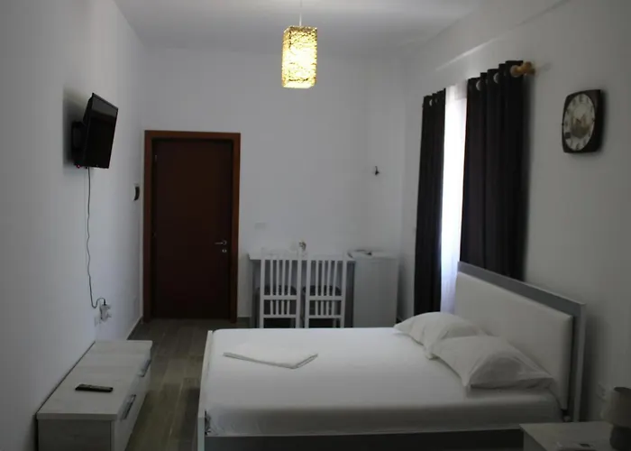 Hc Hotel & Suites 3*