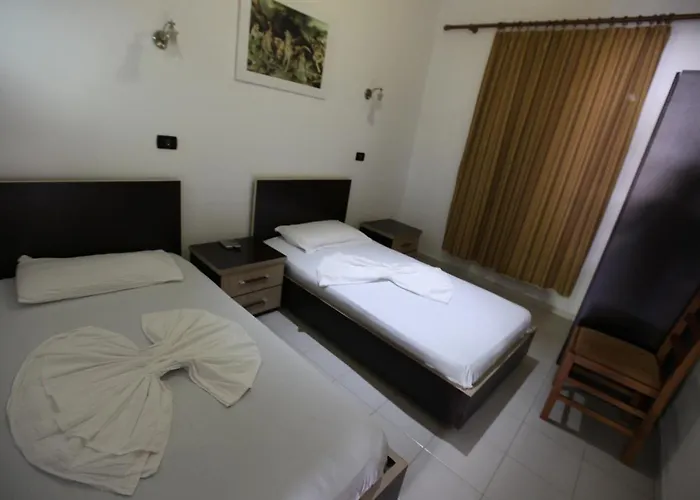 Hc Hotel & Suites ホテル Vlorë