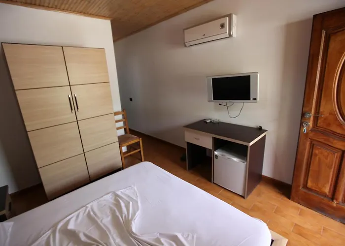 Hc Hotel & Suites ホテル Vlorë