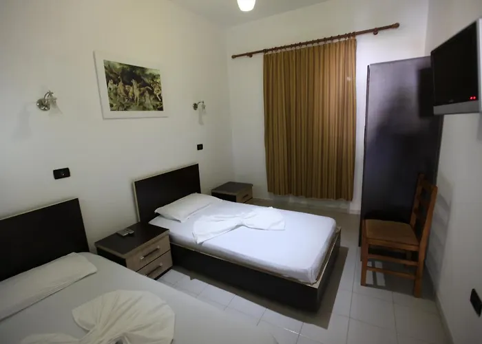 Hc Hotel & Suites 3* Vlorë