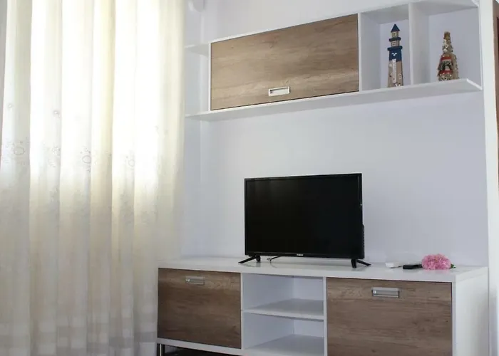 Hc Hotel & Suites